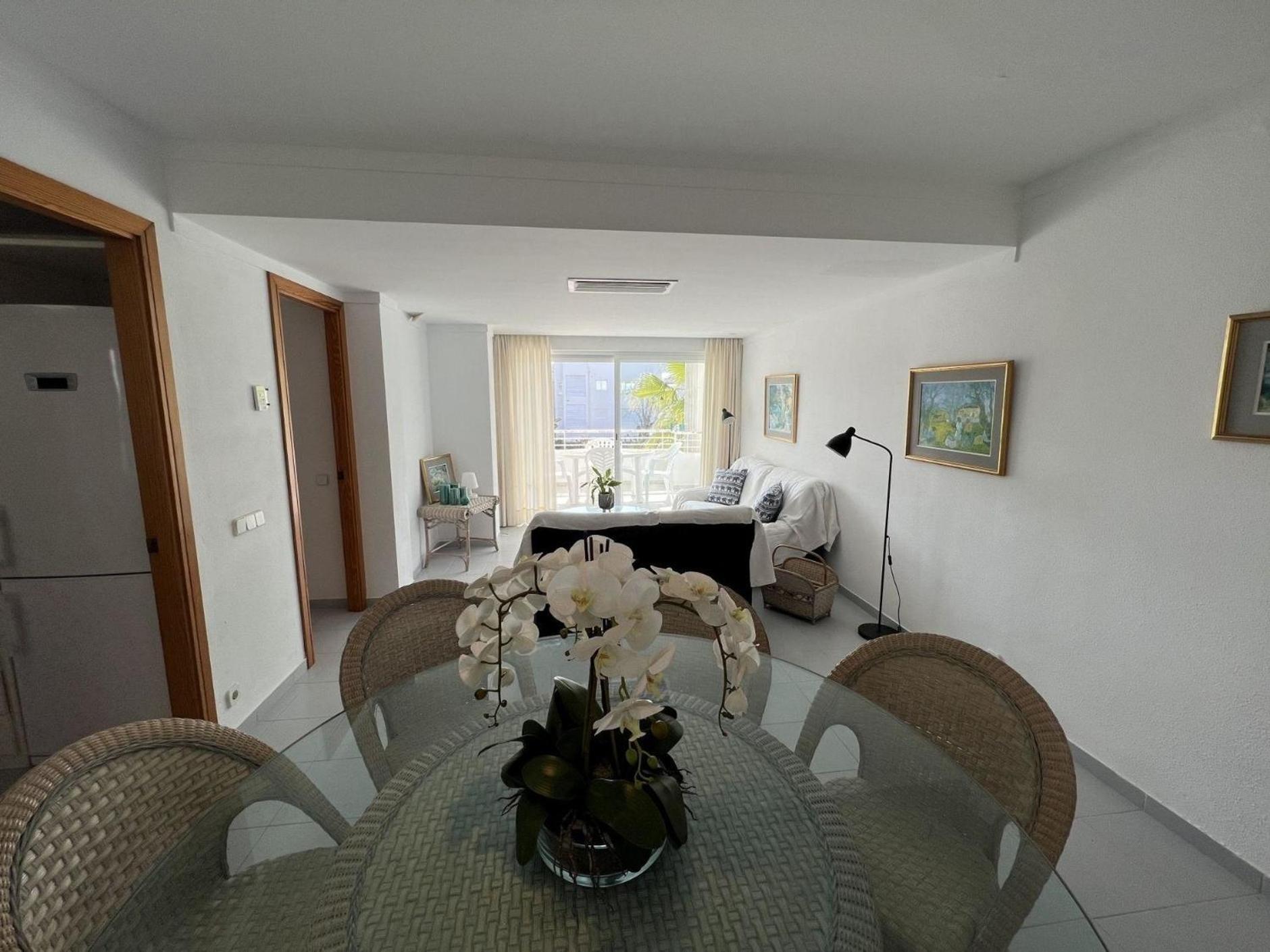 Isholidays Acron Apartment *